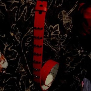 S Red Spiked Hot topic Belt